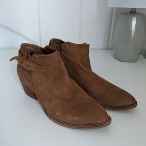 Dolce Vita Camel Leather Booties